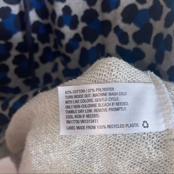 Wild Fable black & blue cheetah cropped sweatshirt - Picture 6 of 8